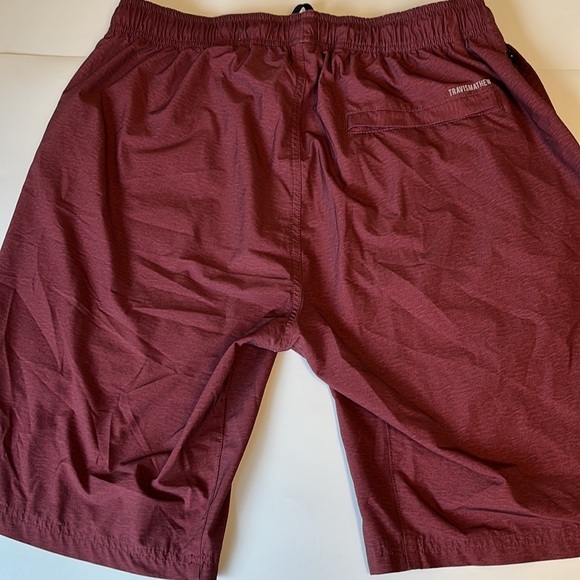 Travis Mathew maroon men’s drawstring‎ shorts. Size L. O2. - Picture 3 of 5